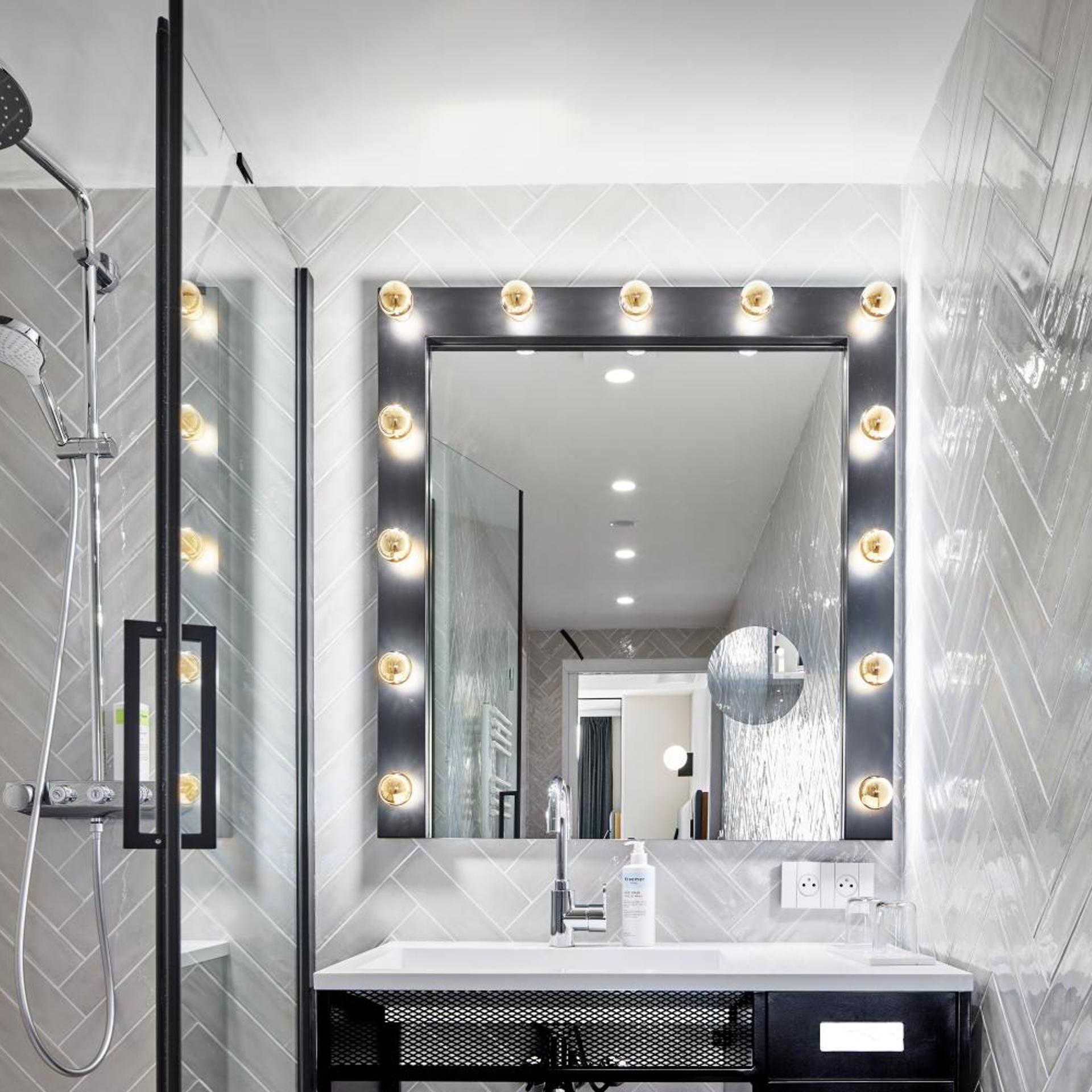 غرفة سوبيريور بسرير فردي، H4 Wyndham Paris Pleyel 3/3