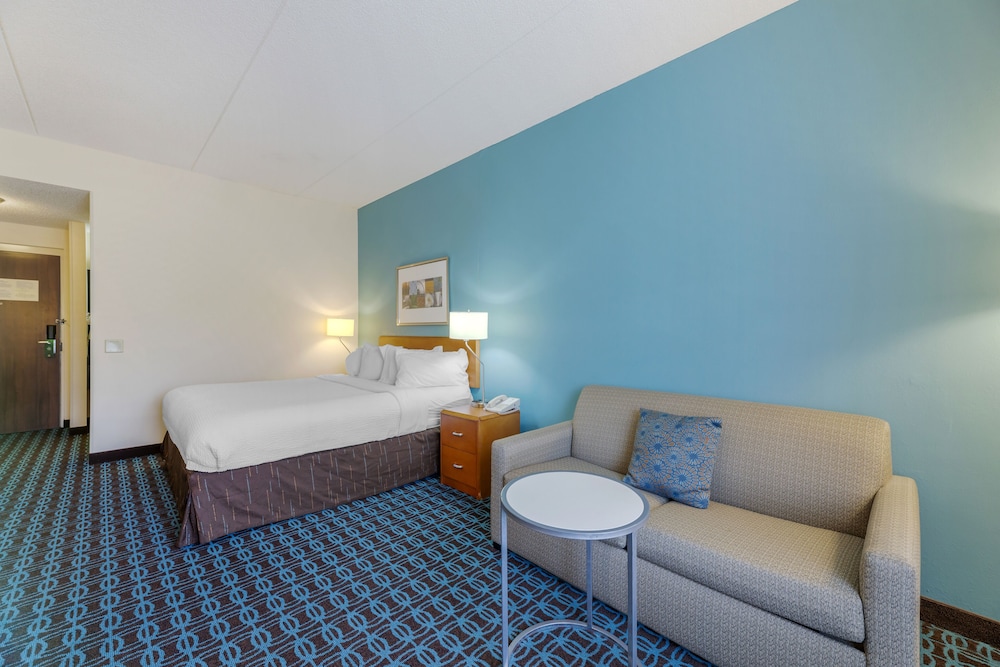Quality Inn and Suites Sandusky 30/40