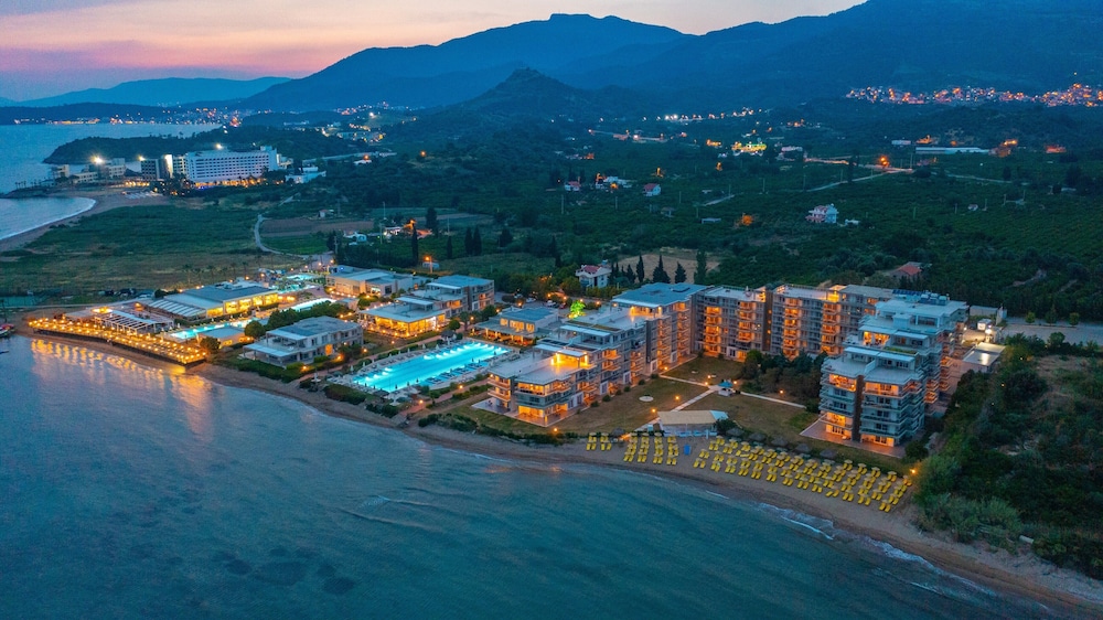 Karya Family Resort 87/88
