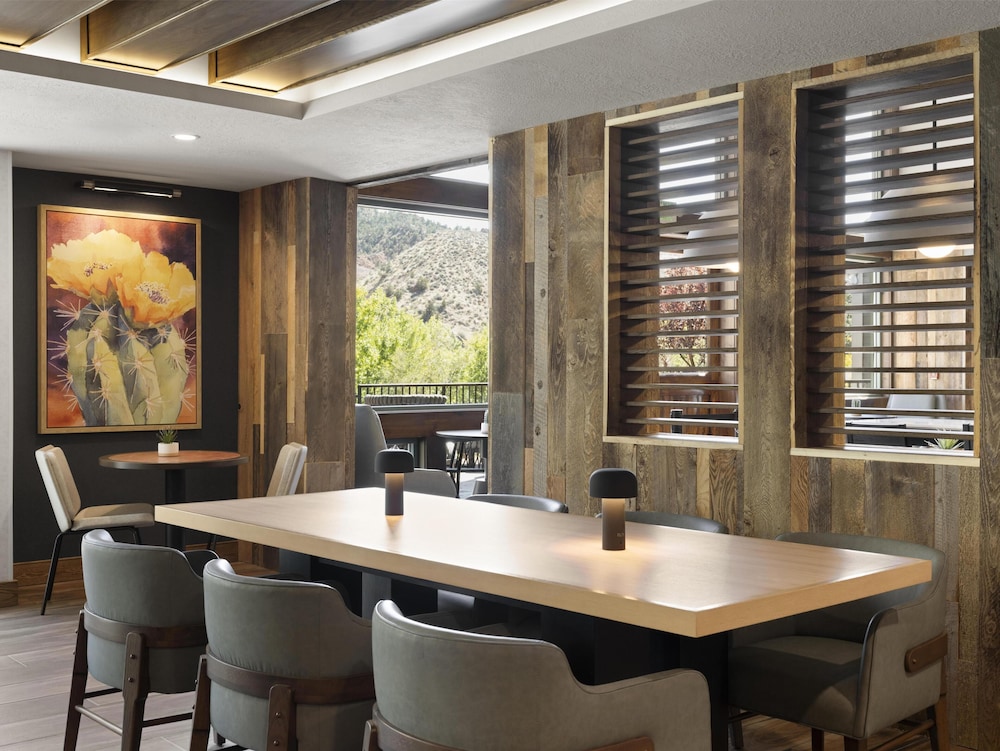 Hyatt Place Springdale/Zion National Park 41/63