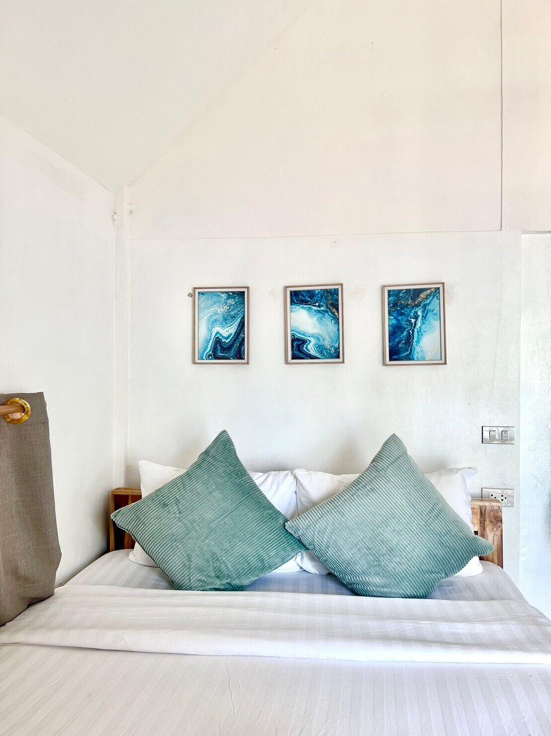 Sakorn, Bungalow, Sea Side