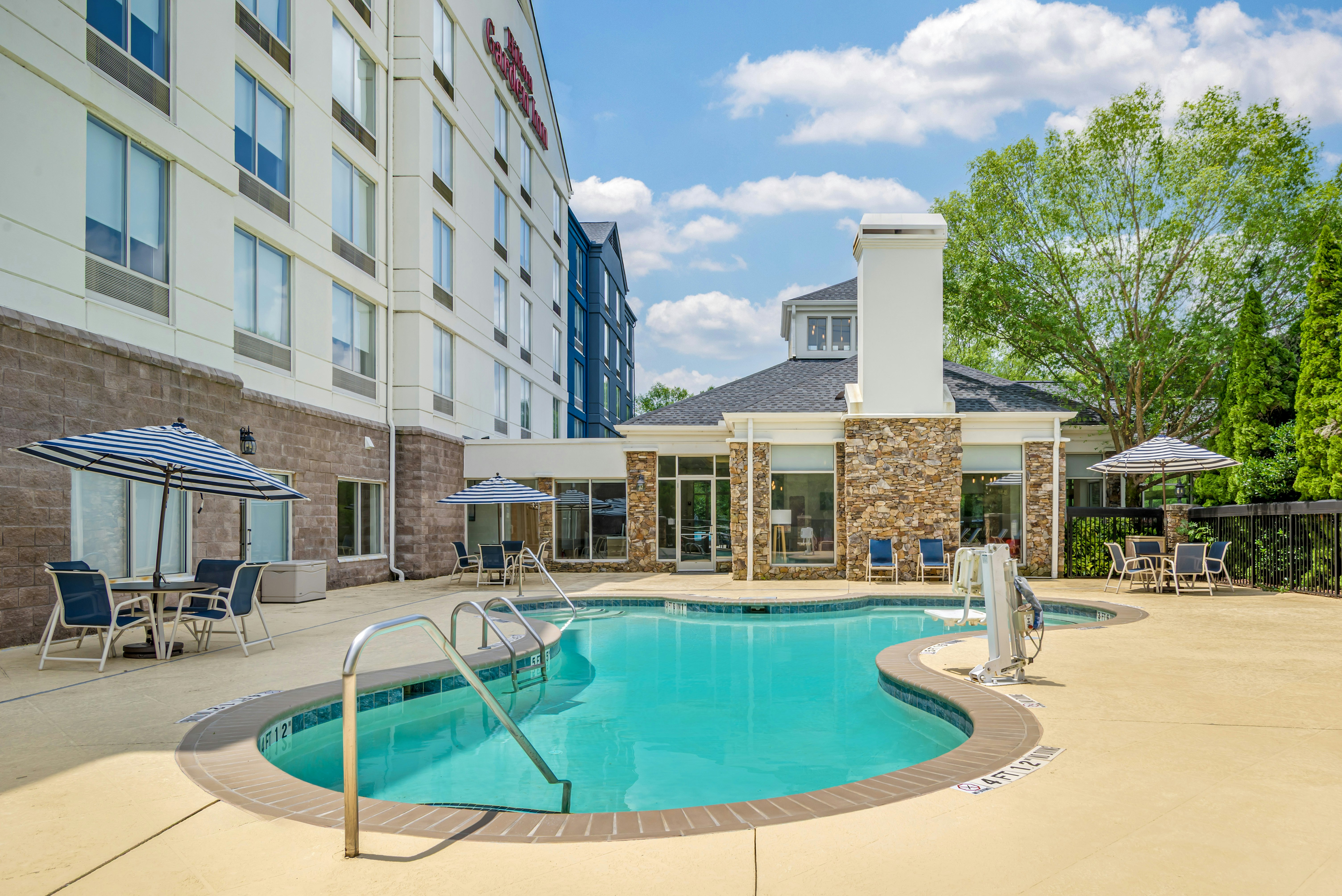 Hilton Garden Inn Atlanta Northpoint Hotel 64/65