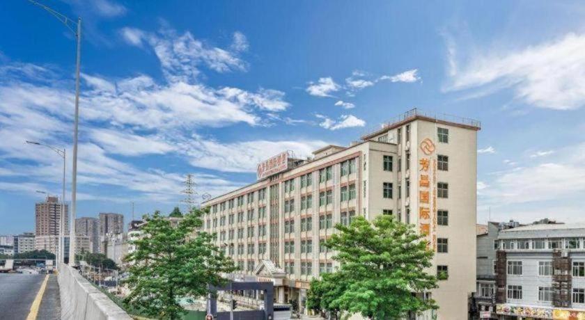 Vienna International Hotel (Guangzhou Tianhe Olympic Sports Dongpu) 7/49