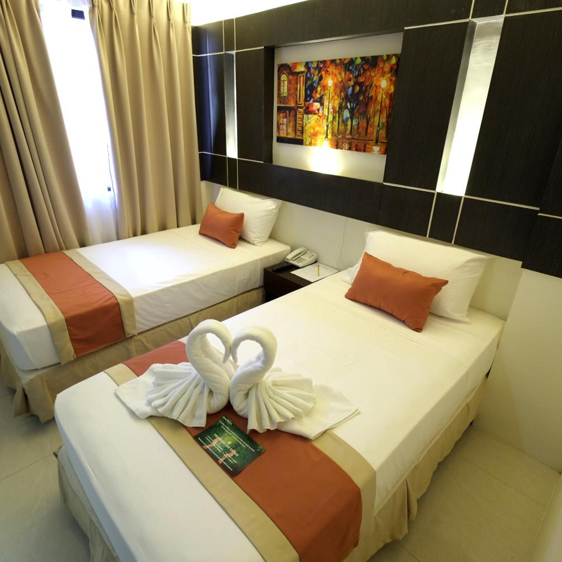 Deluxe, Double Bed