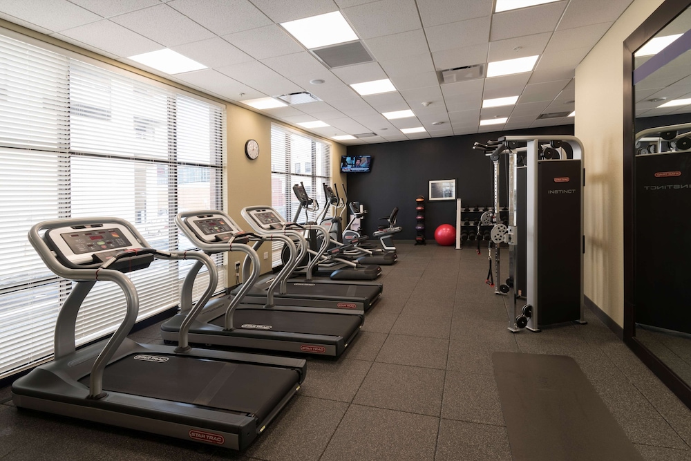 Hampton Inn & Suites Tulsa Downtown Ok 29/55