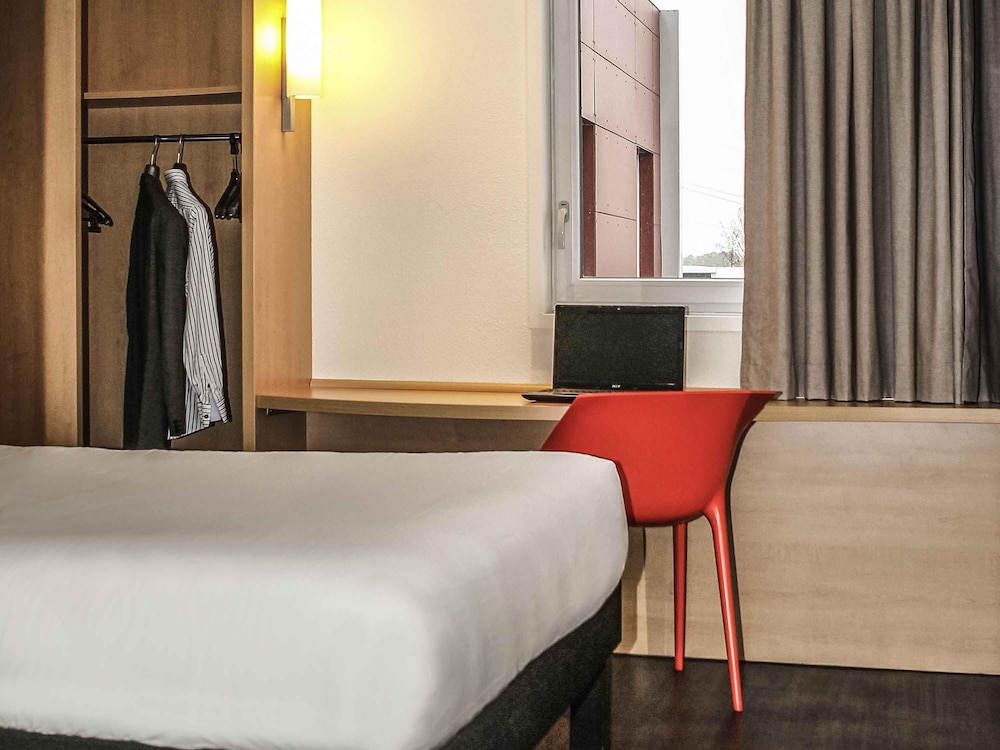 Ibis Saint Genis Pouilly Geneve 14/45