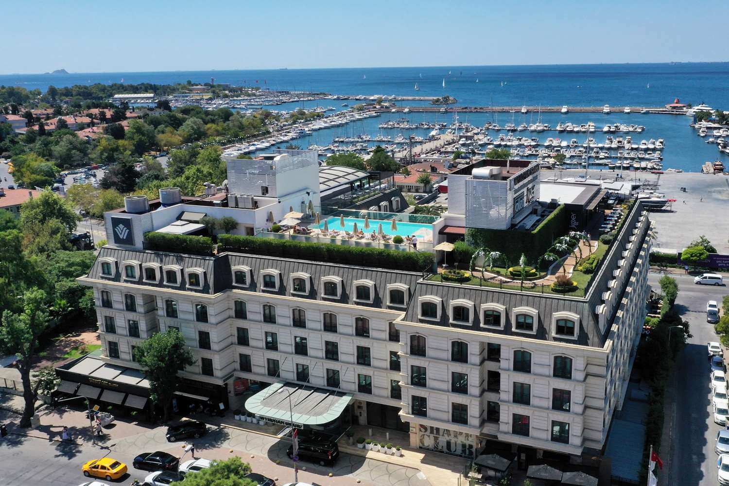 Wyndham Grand Istanbul Kalamis Marina photo3