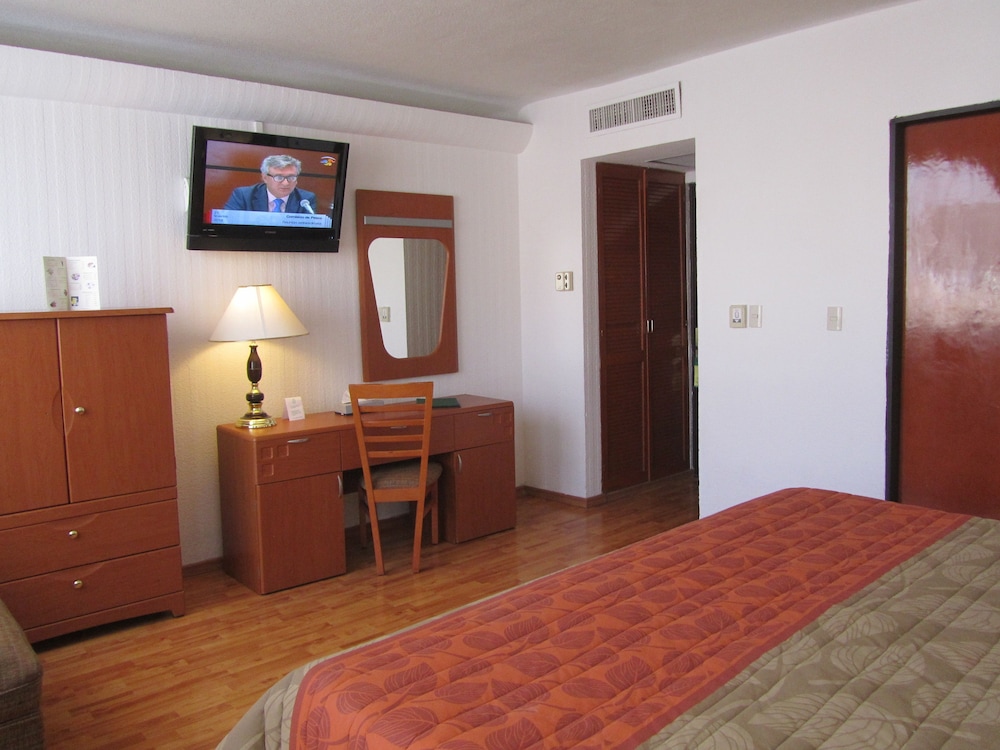Hotel Don Miguel 25/72