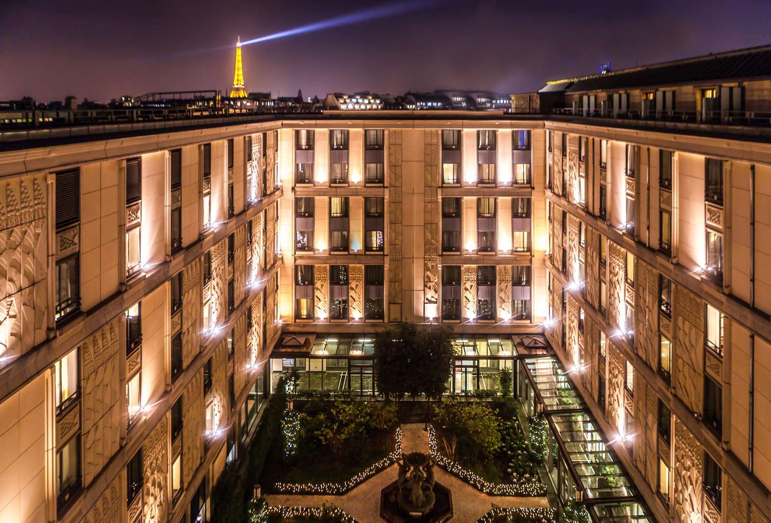 L Hotel du Collectionneur Paris in PARIS