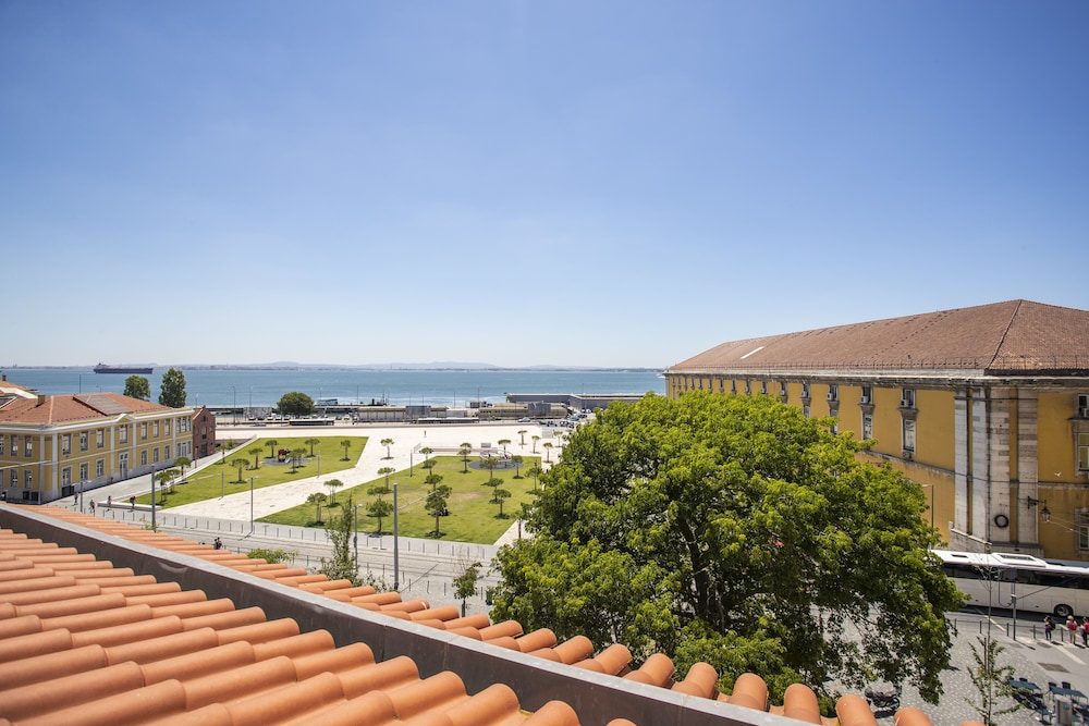 Emporium Lisbon Suites 44/50
