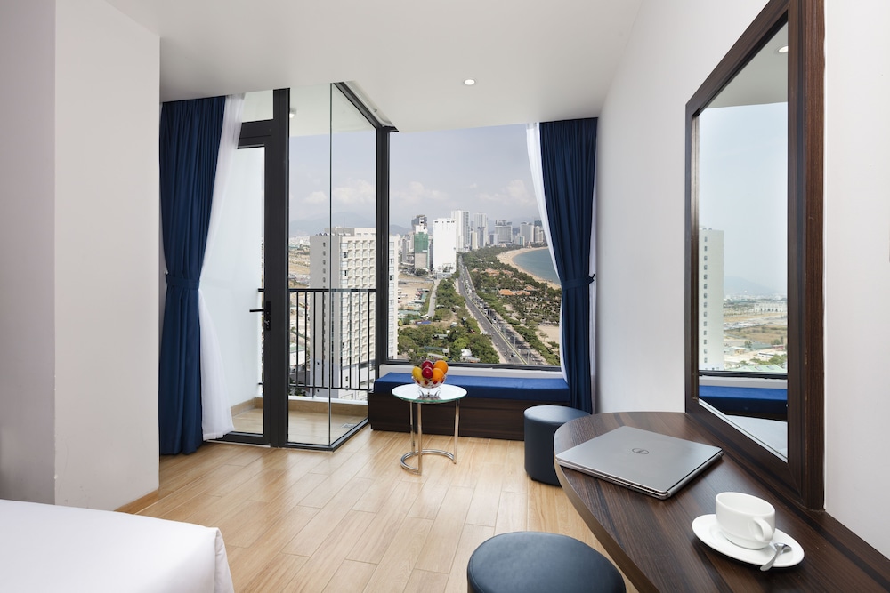 Crown Hotel Nha Trang 36/36