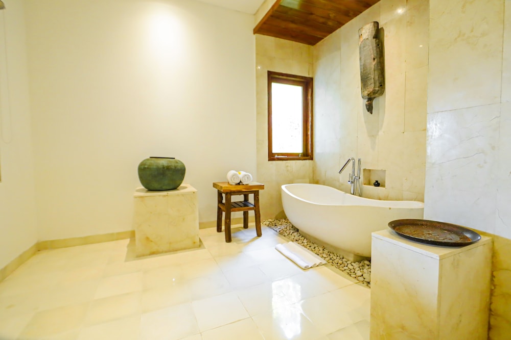Alam Ubud Culture Environment Villa And Residences 70/72