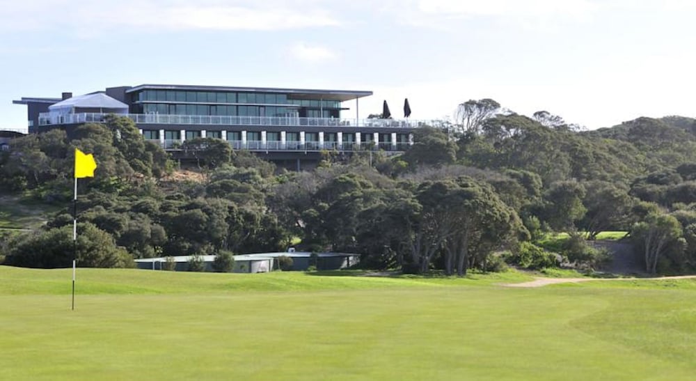 Mercure Portsea 3/67