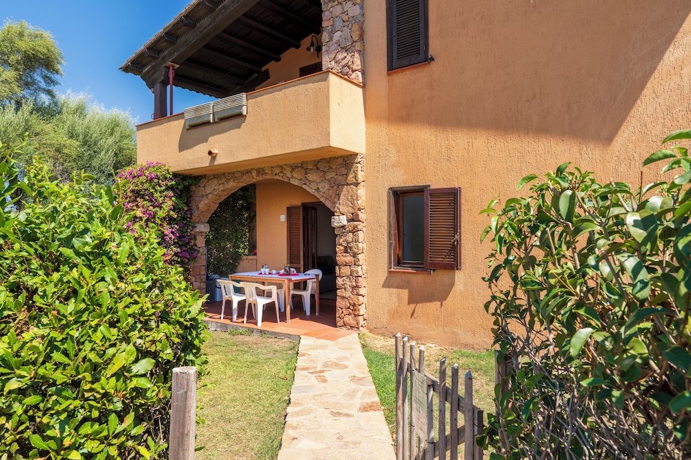 Residence Oasi Blu Apartments 69/72