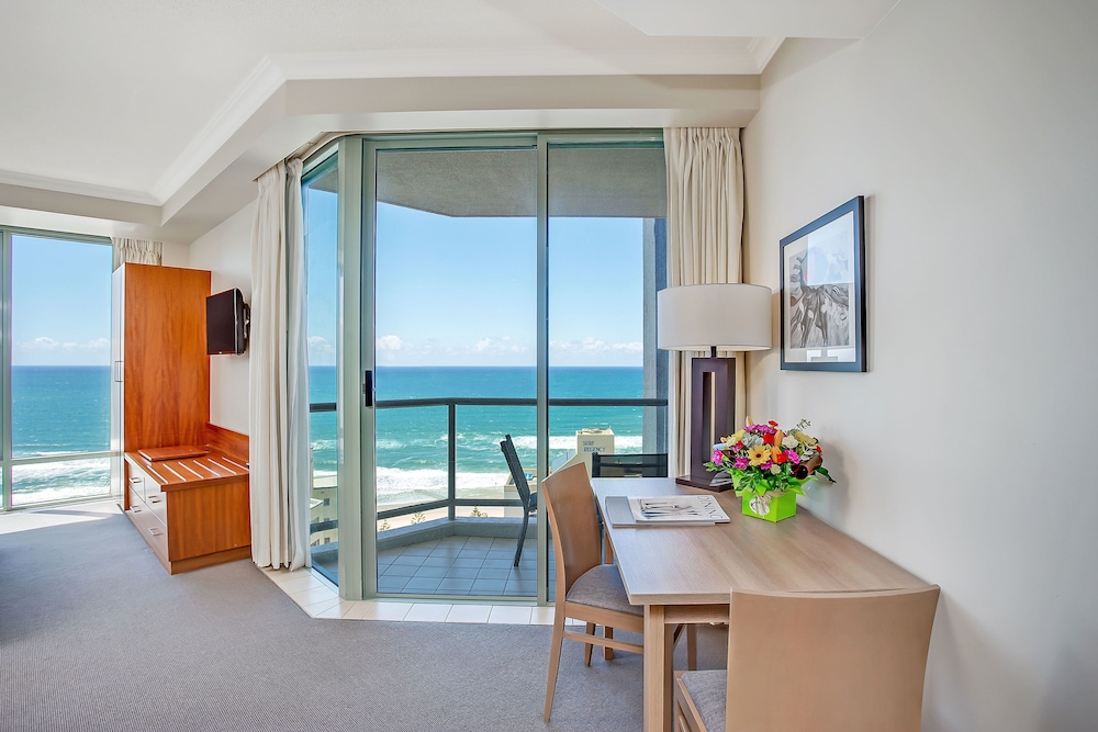 Mantra Legends Surfers Paradise 53/76