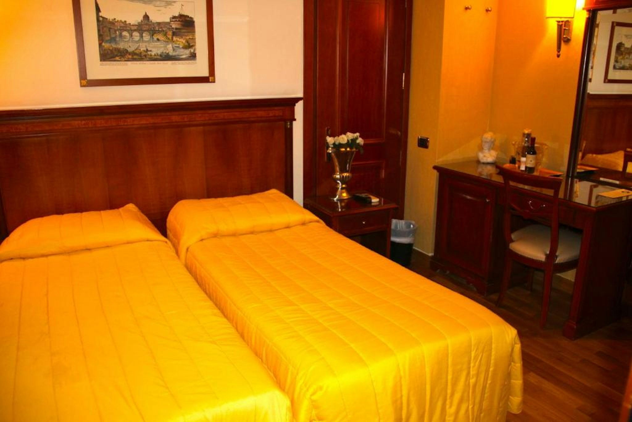 Luxury Rooms H 2000 Roma 28/53