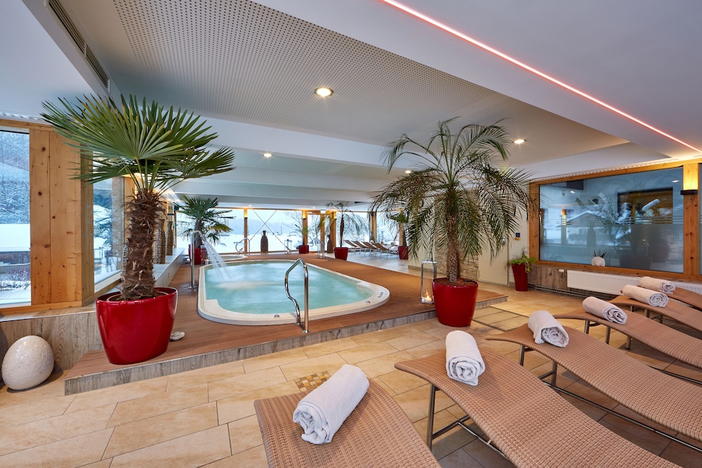 Romantik Alpenhotel Waxenstein 20/47