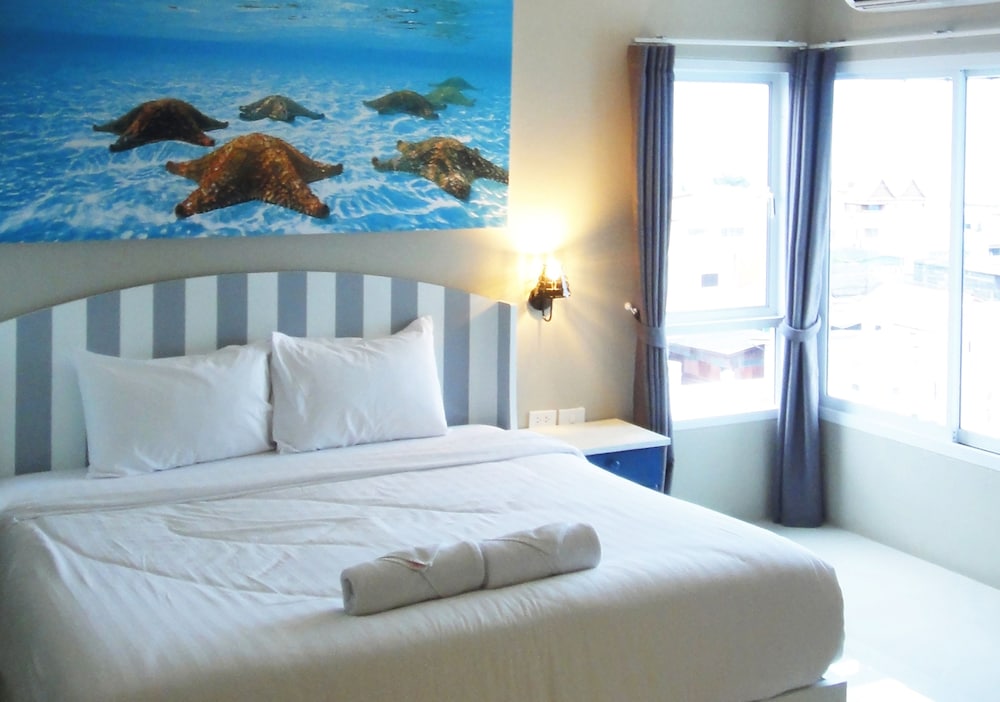 Hub Hua Hin 57 Hotel 43/72