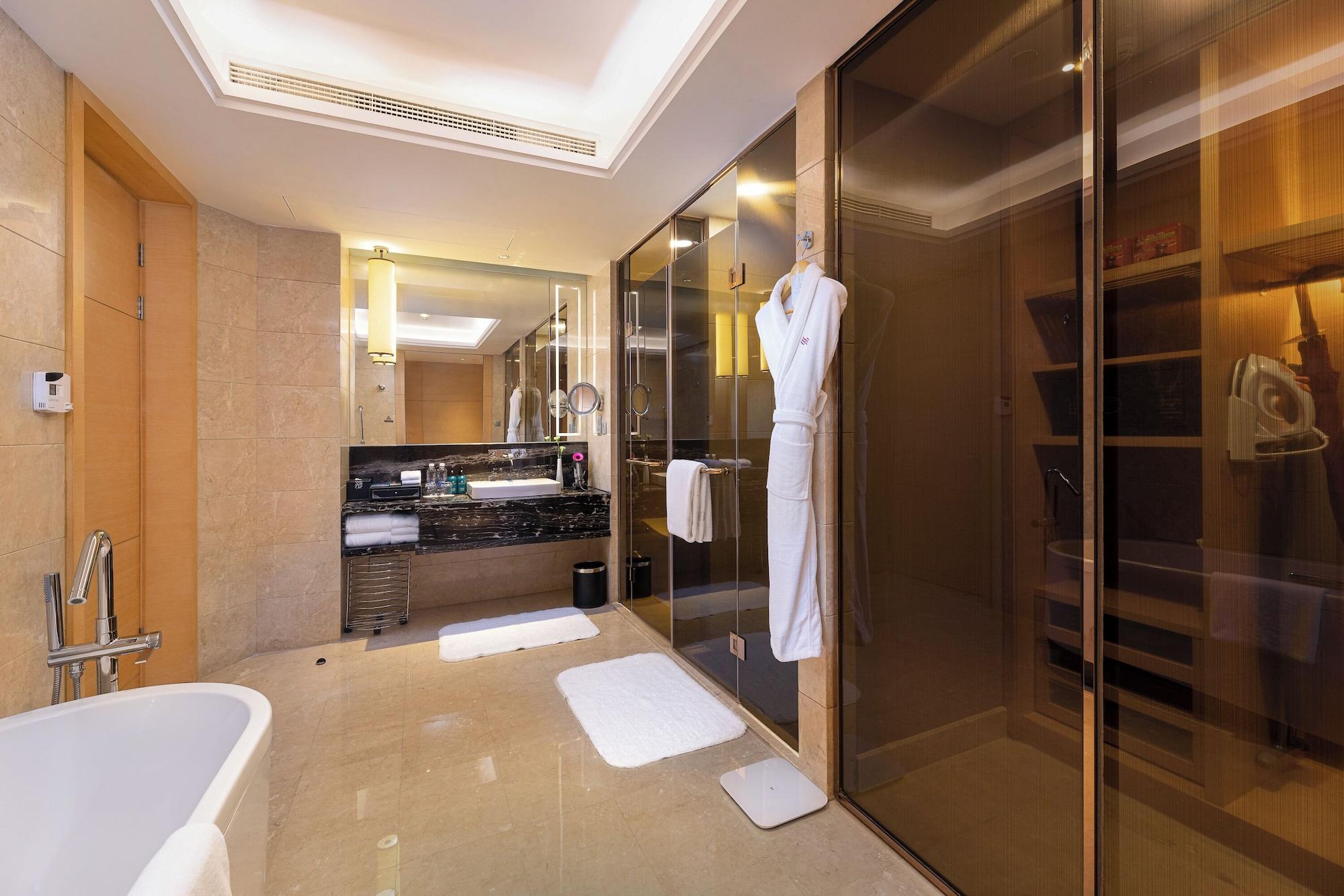 جناح بغرفة نوم واحدة مع دخول صالة النادي، Crowne Plaza Xian 4/4