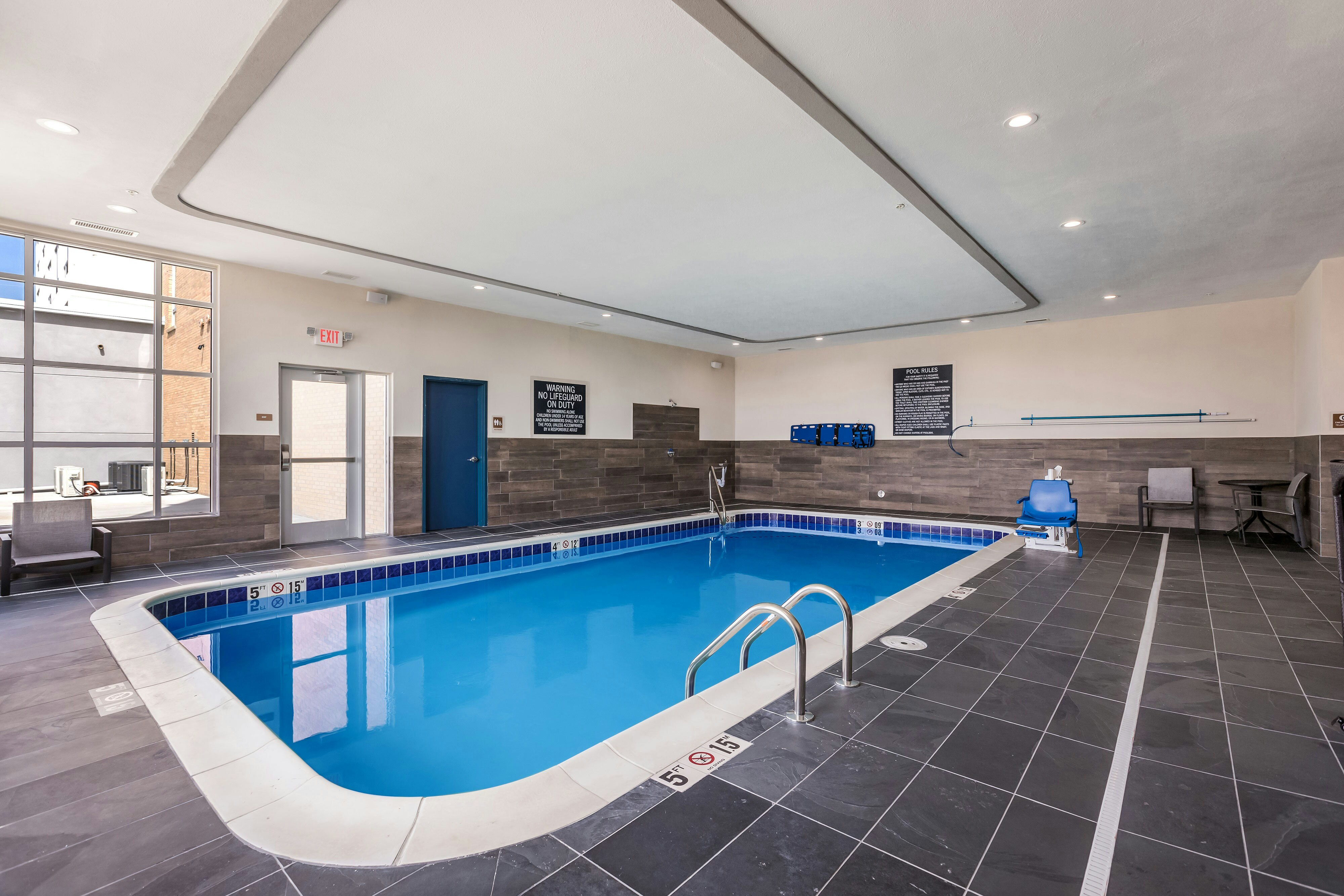 Four Points By Sheraton Elkhart 28/45