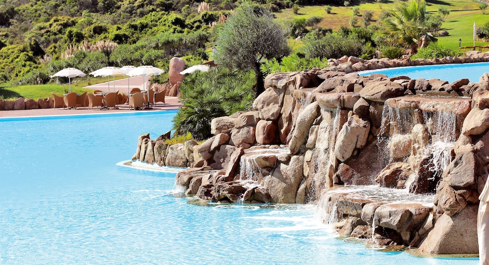 Colonna Resort 67/69