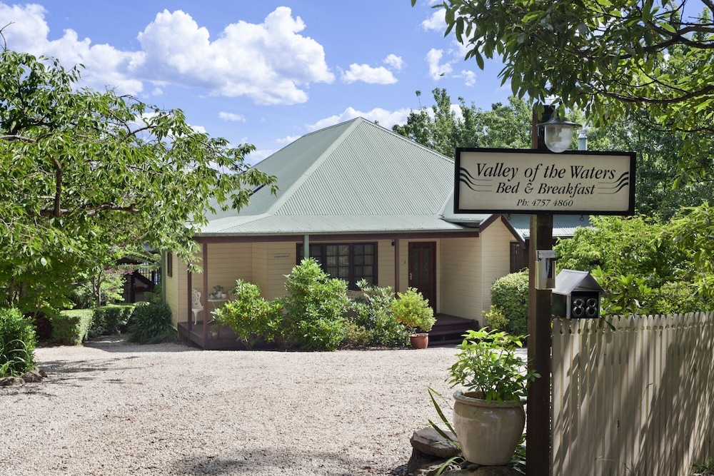 VALLEY OF THE WATERS B&B 8/51