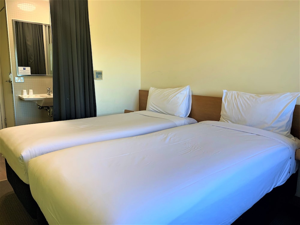Ibis Budget Sydney Olympic Park 35/70