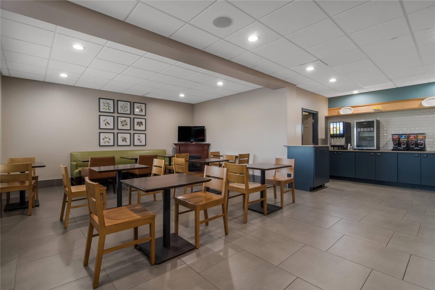 Country Inn and Suites By Radisson Goldsboro Nc 16/24