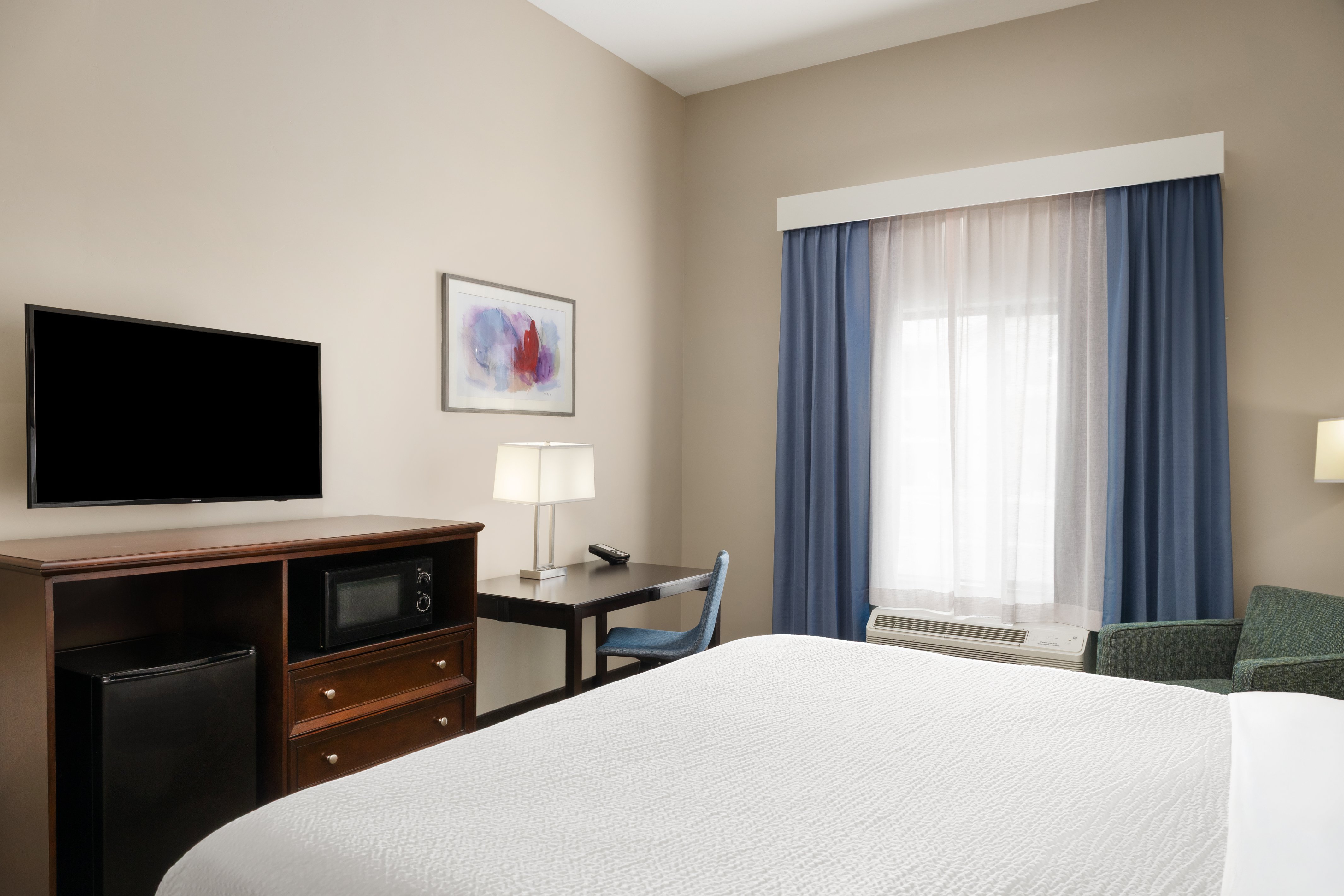 Standard, King Bed, Garner Hotel Page - Lake Powell Area By IHG 3/8