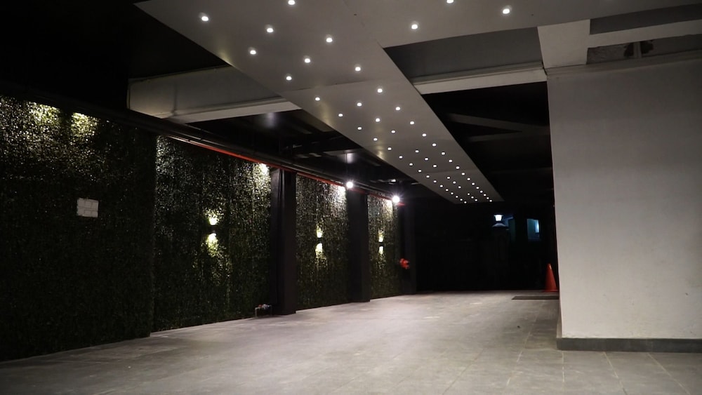 City Hotel Colombo 02 13/20