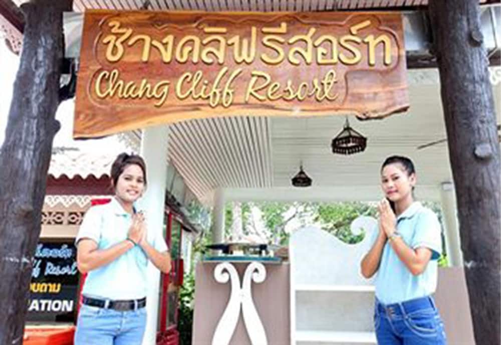 CHANG CLIFF RESORT 19/70