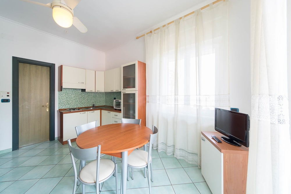 La Residenza Aparthotel 9/35