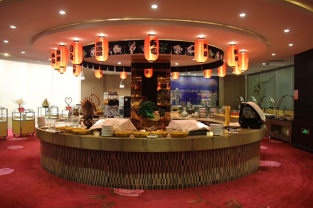 Ramada Plaza by Wyndham Weifang 8/29