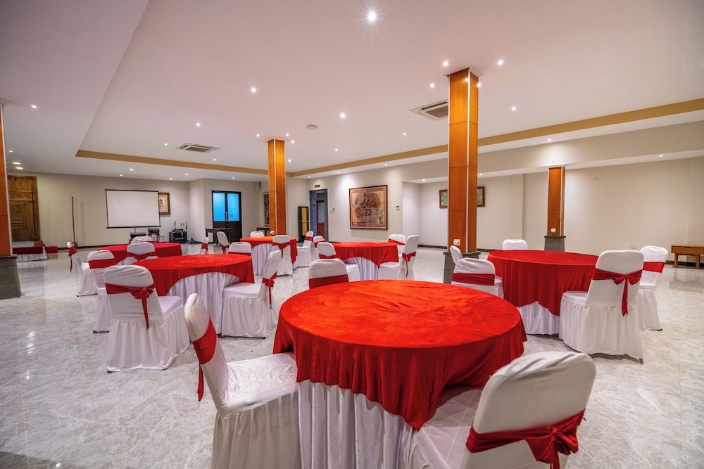 New Sunari Lovina Beach Resort (ex Kutus Kutus Sunari Beach Resort) 39/49