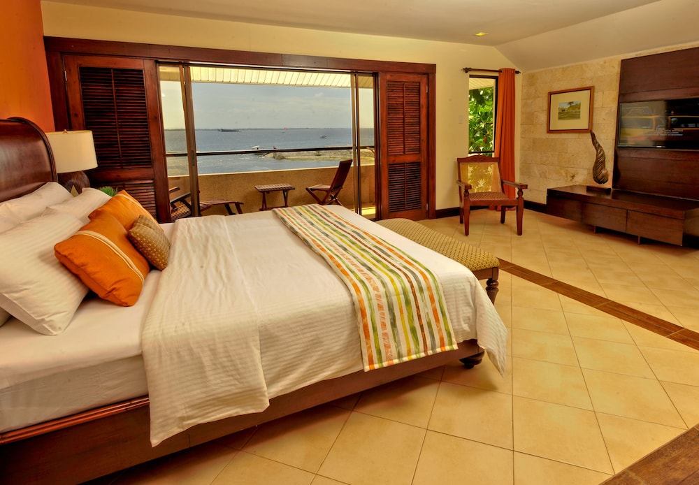 Costabella Tropical Beach Hotel 14/78