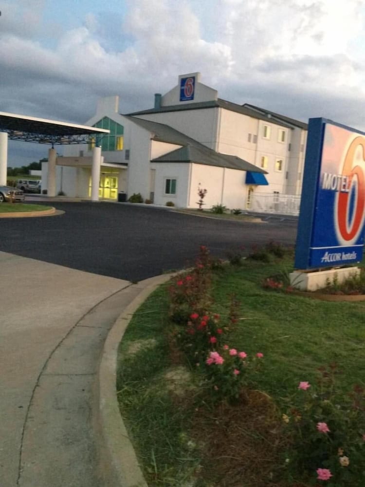 Motel6 Montgomery, AL - Airport 49/51