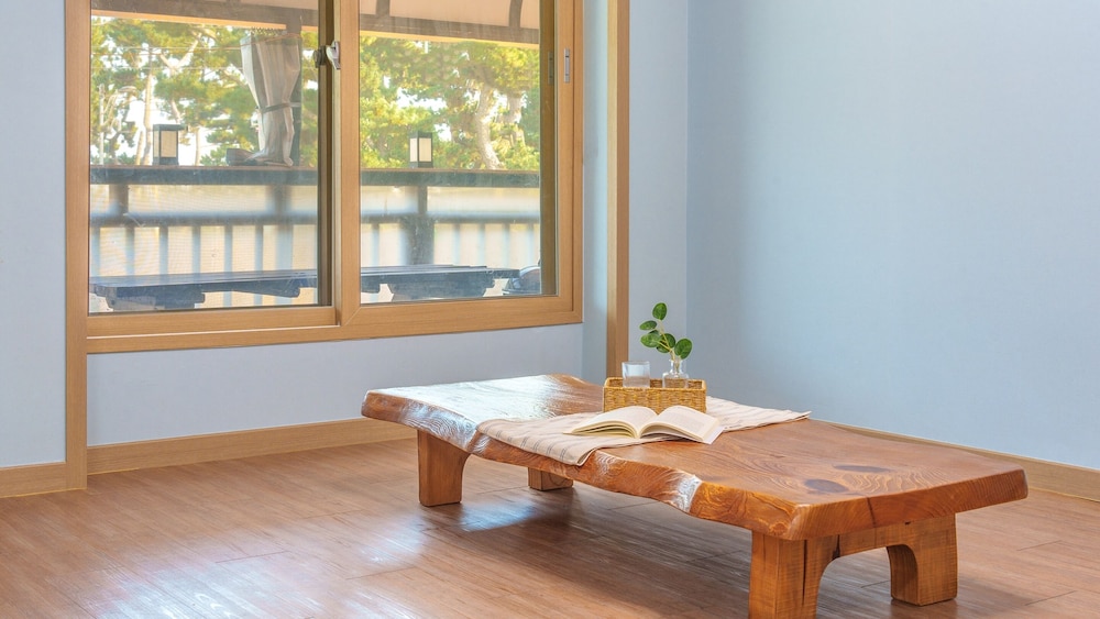 Gyeongju Gampo Beach Castle Pension 39/50