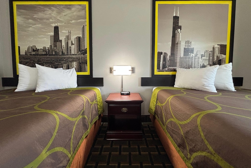 Super 8 by Wyndham Mt. Carmel IL 8/32
