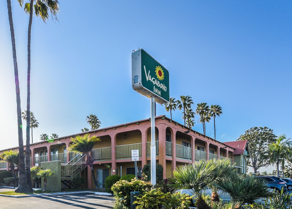 Vagabond Inn Costa Mesa 5/48
