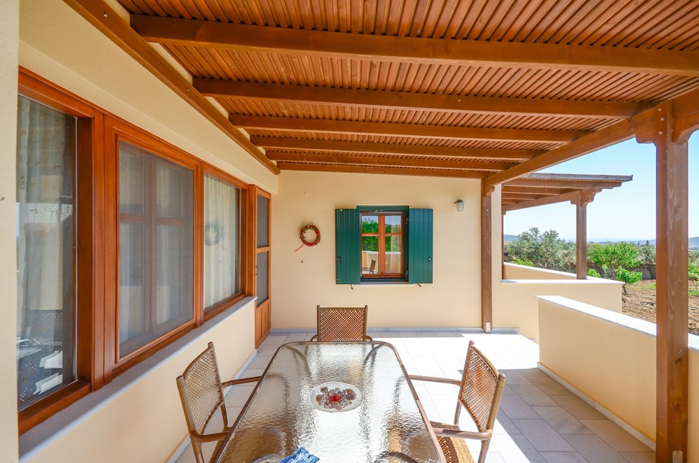 Naxos Cottage 19/50