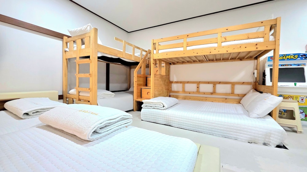Kids & Family Hotel 22/70