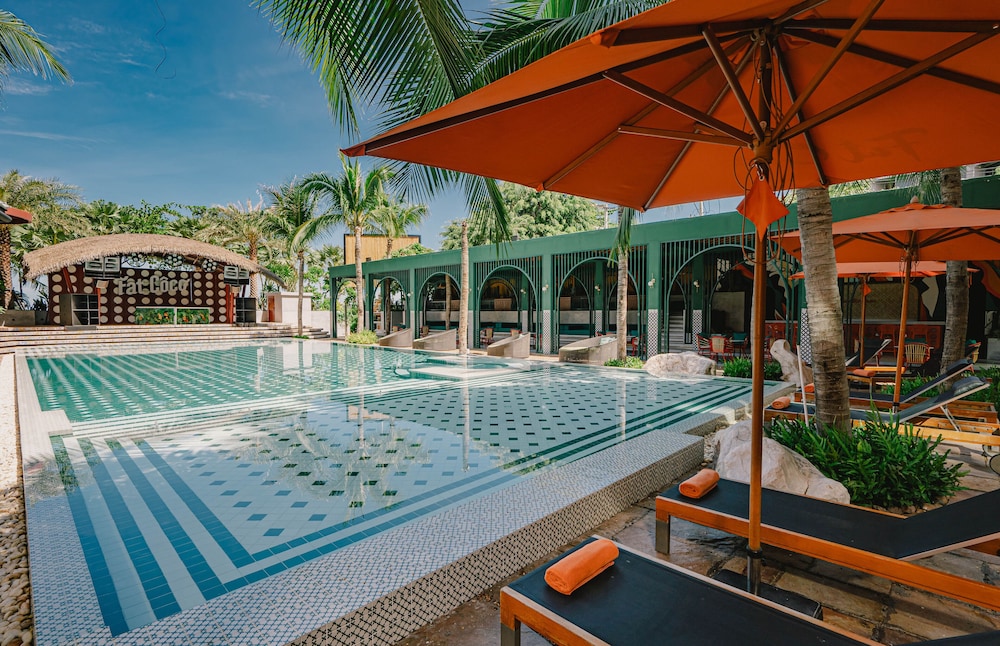 Blue Cabin Hotel in PATTAYA