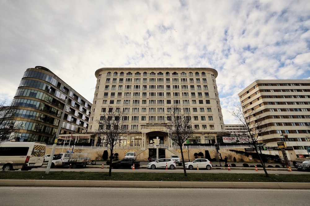Sabiha Gokcen Hotel Istanbul Houses 2/50