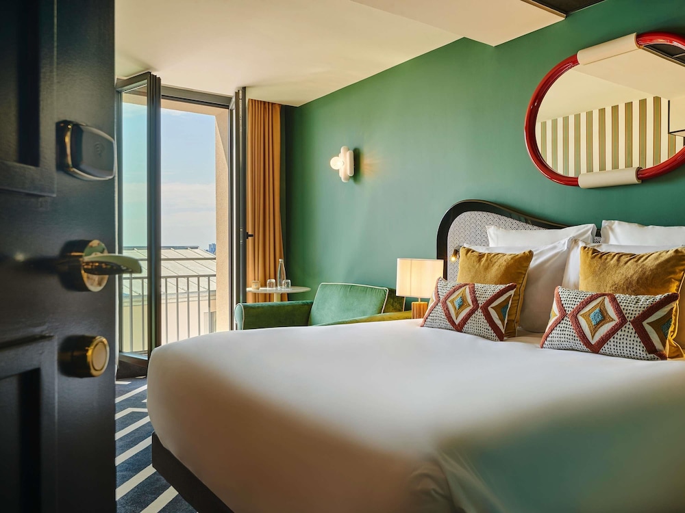 Mercure Paris Butte Montmartre Basilique 12/49