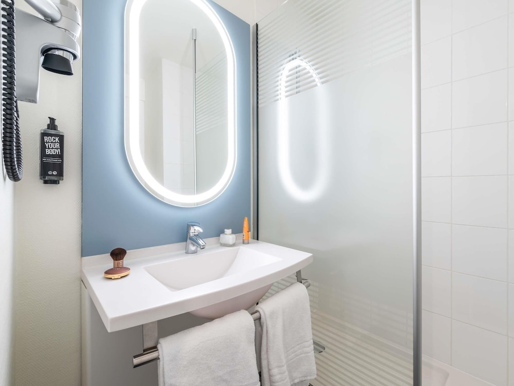 IBIS CHALON SUR SAONE NORD 66/67