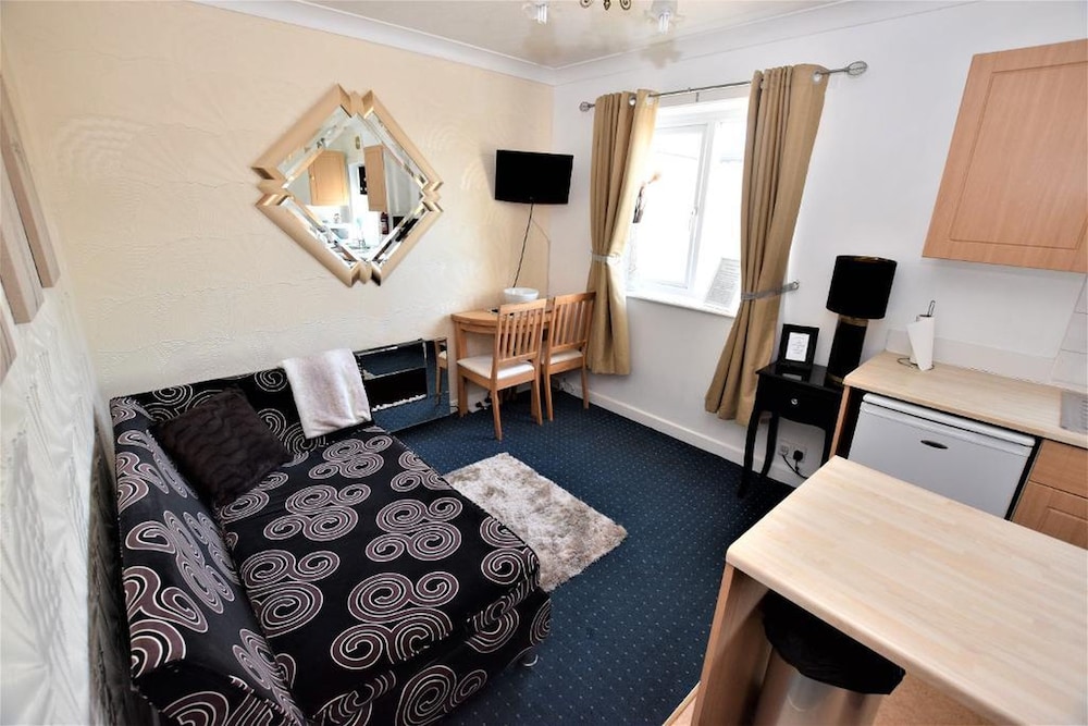 Bridle Lodge Superior Apartments 32/50