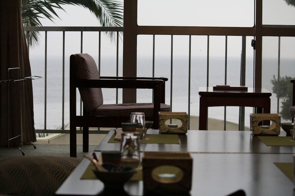 Seaside Hotel Geibouso 46/63