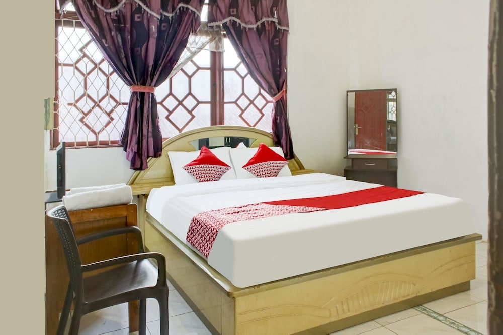 OYO 2301 Hocky Guest House 12/22