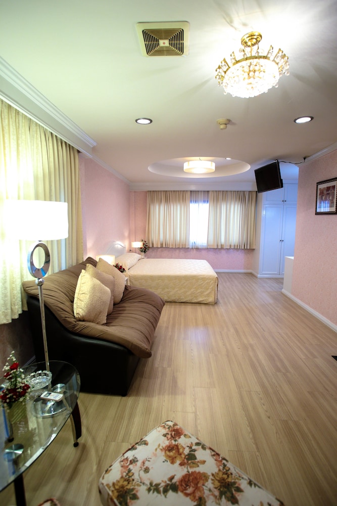 Pj Watergate Hotel 38/65