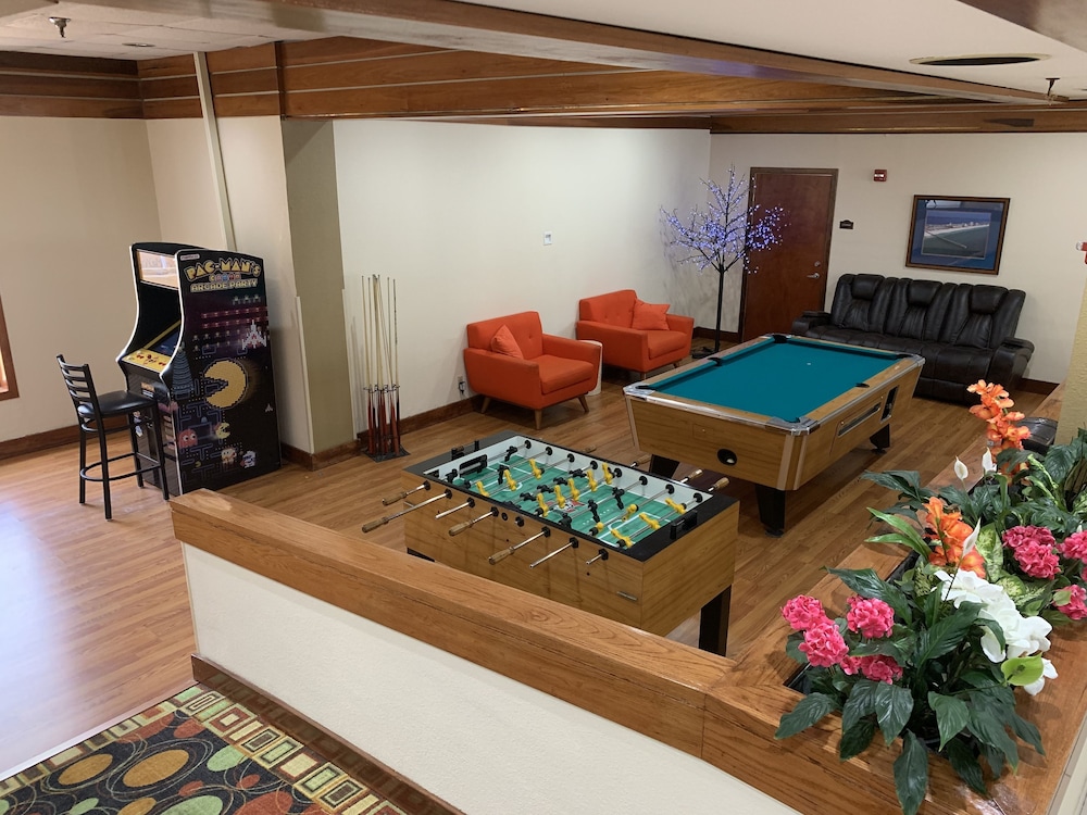 Quality Inn and Suites Pensacola Bayview 30/49